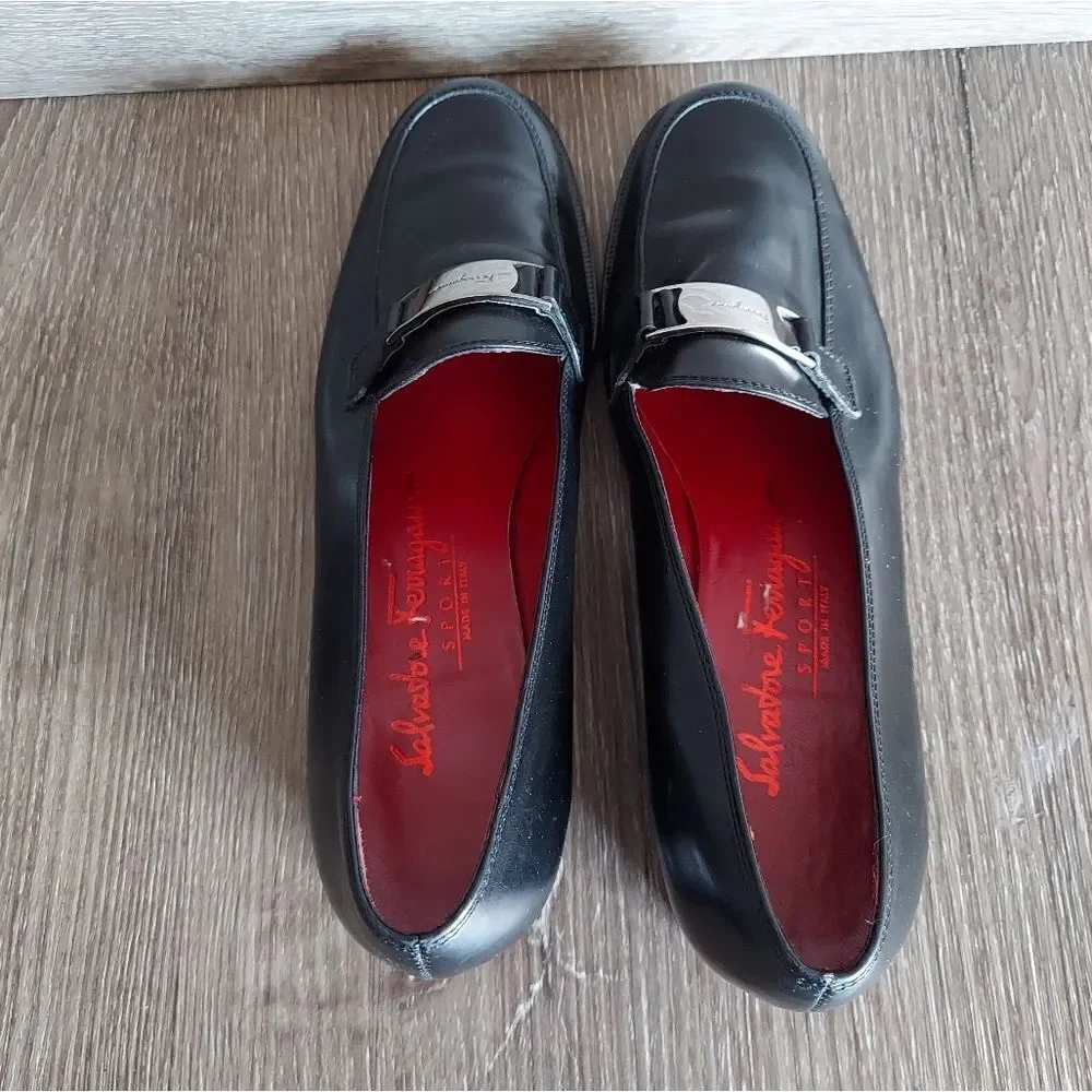 Salvatore Ferragamo Loafers Sport Black Leather Low Heel Dress Silver Loafer 5.5